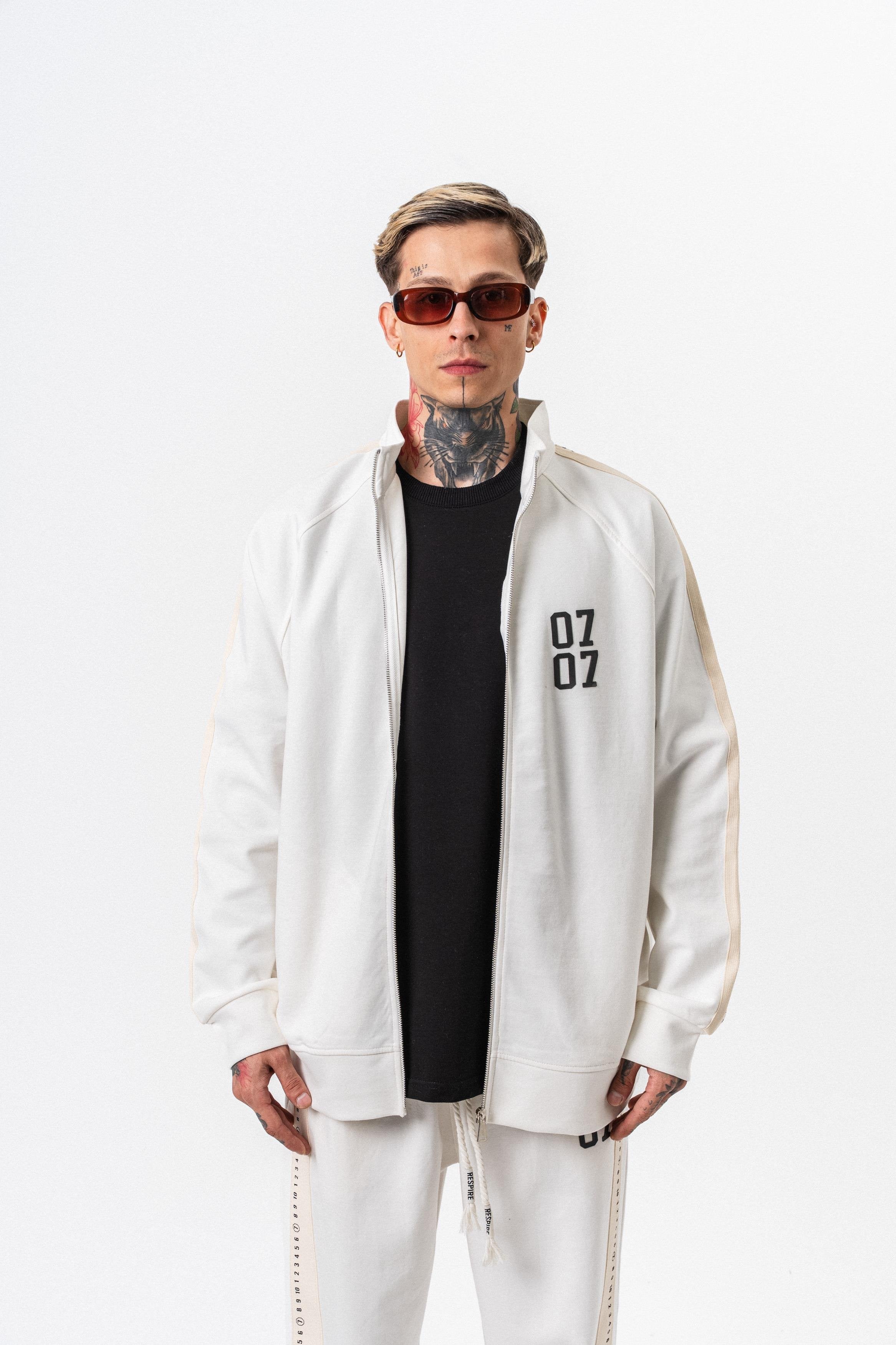 Oversized herensweatshirt met strepen, opstaande kraag en dubbelzijdige afwerking.